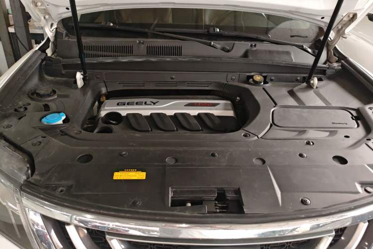 Used Geely Auto Emgrand X7 Sport 2016 1.8TD Automatic All-Wheel-Drive ZhiZun Edition Engine Bay