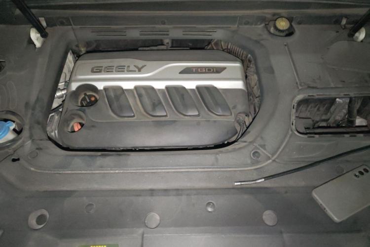 Used Geely Auto Emgrand X7 Sport 2016 1.8TD Automatic ZhiZun Version Engine Bay