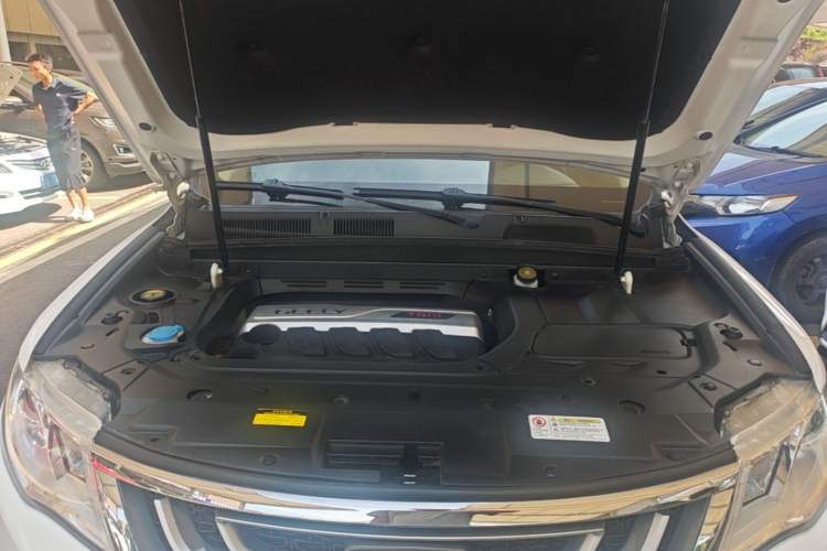 Used Geely Auto Emgrand X7 Sport 2016 1.8TD Automatic Smart Connectivity Version Engine Bay