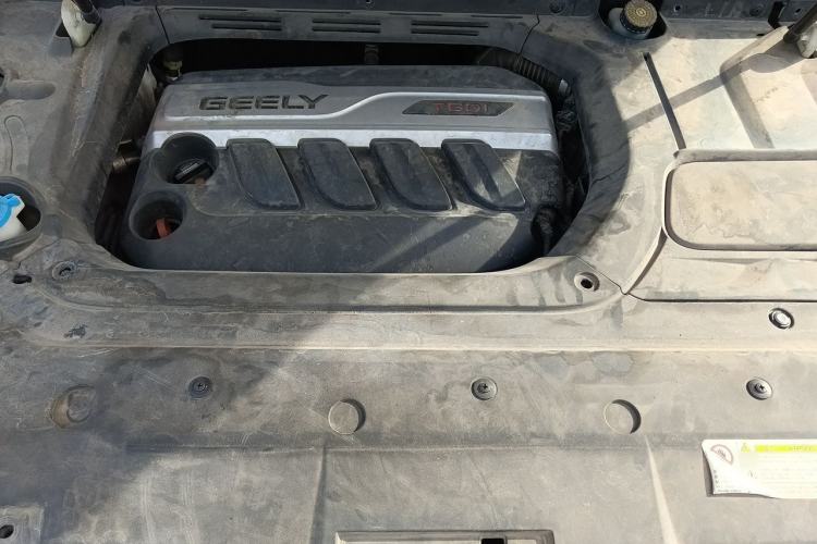Used Geely Auto Emgrand X7 Sport 2016 1.8TD Automatic ZhiZun Version Engine Bay