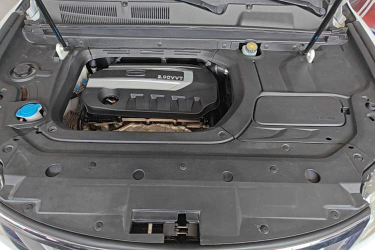 Used Geely Auto Emgrand X7 Sport 2016 2.0L Manual ZhiShang Version Engine Bay