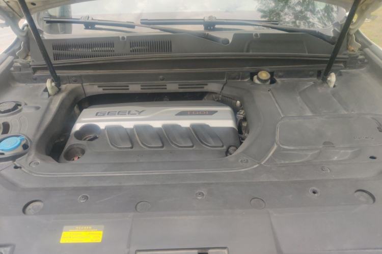 Used Geely Auto Emgrand X7 Sport 2016 1.8TD Automatic ZhiZun Version Engine Bay