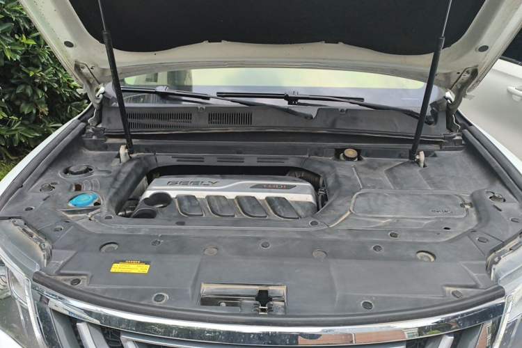 Used Geely Auto Emgrand X7 Sport 2016 1.8TD Automatic ZhiZun Version Engine Bay