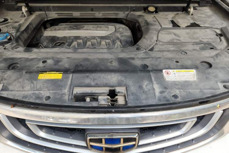 Used Geely Auto Emgrand X7 Sport 2016 2.0L Manual ZhiShang Version Engine Bay