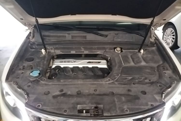 Used Geely Auto Emgrand X7 Sport 2016 1.8TD Automatic ZhiZun Version Engine Bay