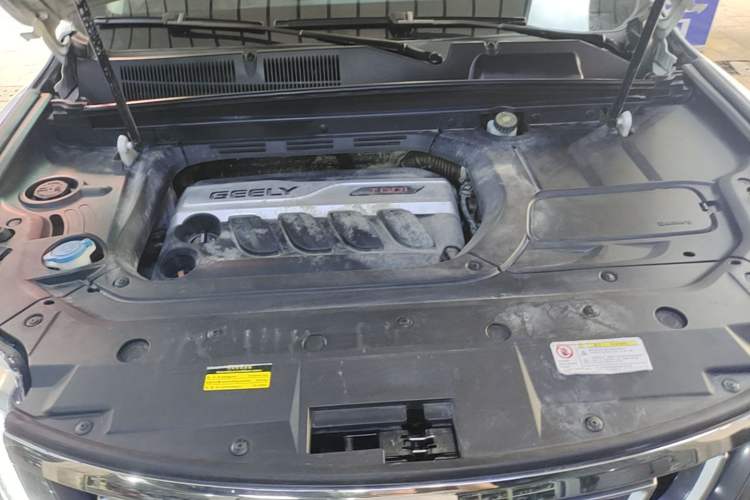Used Geely Auto Emgrand X7 Sport 2016 1.8TD Automatic ZhiZun Version Engine Bay
