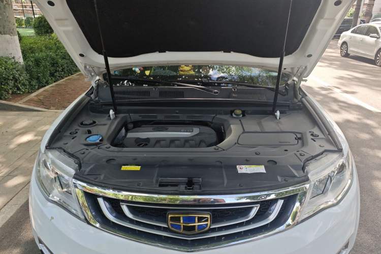 Used Geely Auto Emgrand X7 Sport 2016 2.0L Manual Smart Connect Version Engine Bay