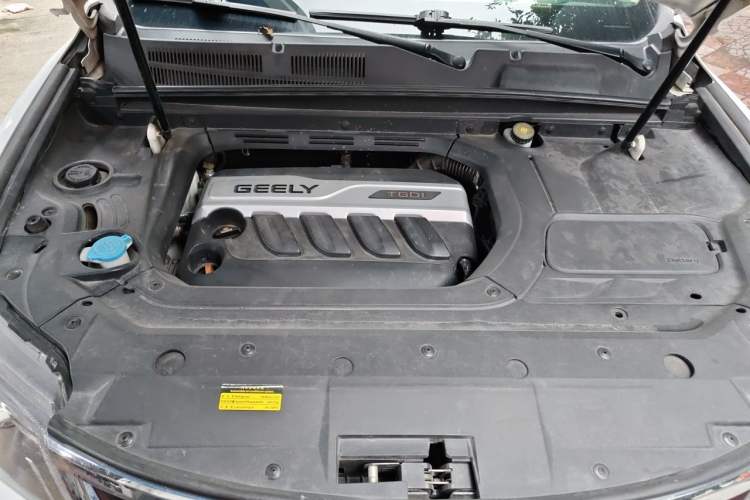 Used Geely Auto Emgrand X7 Sport 2016 1.8TD Automatic ZhiZun Version Engine Bay