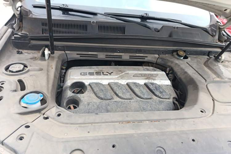 Used Geely Auto Emgrand X7 Sport 2016 1.8TD Automatic Smart Connectivity Version Engine Bay
