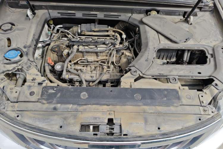 Used Geely Auto Emgrand X7 Sport 2016 1.8TD Automatic ZhiZun Version Engine Bay