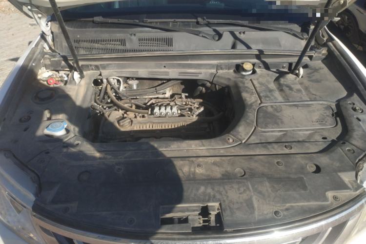 Used Geely Auto Emgrand X7 Sport 2016 2.0L Manual ZhiShang Version Engine Bay