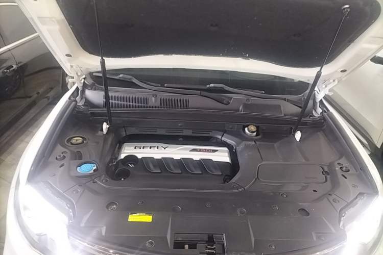 Used Geely Auto Emgrand X7 Sport 2016 1.8TD Automatic ZhiShang Model Engine Bay