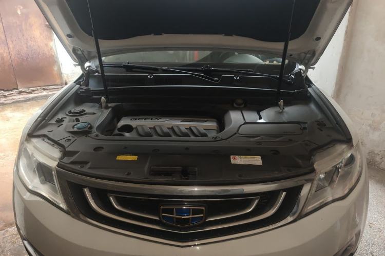 Used Geely Auto Emgrand X7 Sport 2016 1.8TD Automatic ZhiShang Model Engine Bay