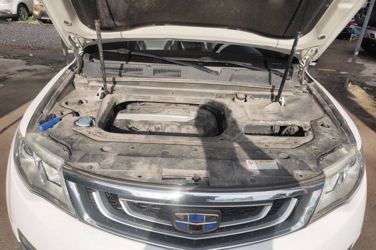 Used Geely Auto Emgrand X7 Sport 2016 2.0L Manual Smart Connect Version Engine Bay
