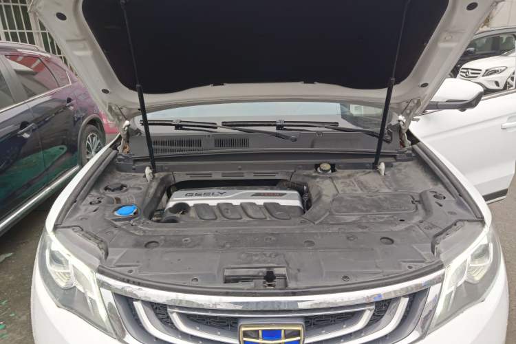 Used Geely Auto Emgrand X7 Sport 2016 1.8TD Automatic ZhiZun Version Engine Bay