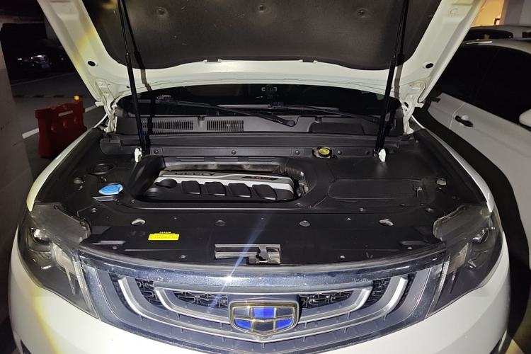 Used Geely Auto Emgrand X7 Sport 2016 1.8TD Automatic ZhiZun Version Engine Bay