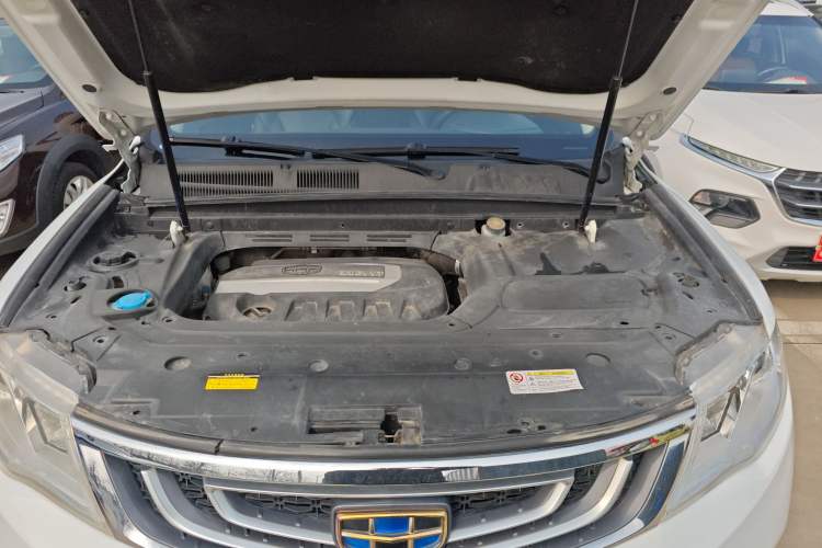 Used Geely Auto Emgrand X7 Sport 2016 2.0L Manual ZhiShang Version Engine Bay