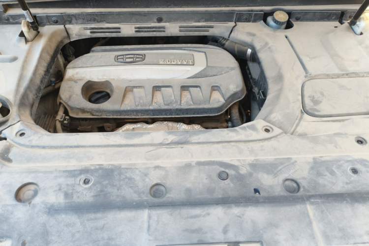 Used Geely Auto Emgrand X7 Sport 2016 2.0L Manual ZhiShang Version Engine Bay