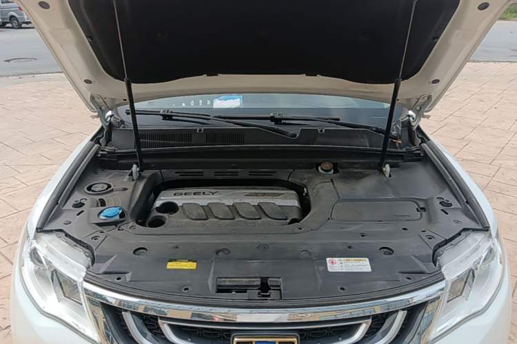 Used Geely Auto Emgrand X7 Sport 2016 1.8TD Automatic Smart Connectivity Version Engine Bay