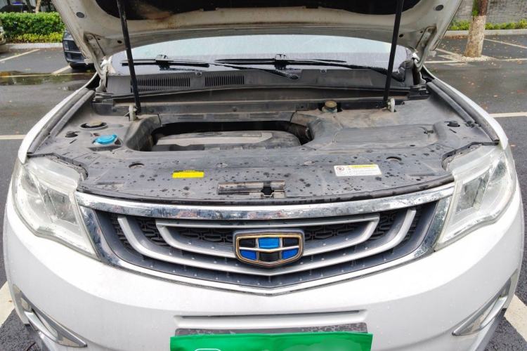 Used Geely Auto Emgrand X7 Sport 2016 2.0L Manual ZhiShang Version Engine Bay