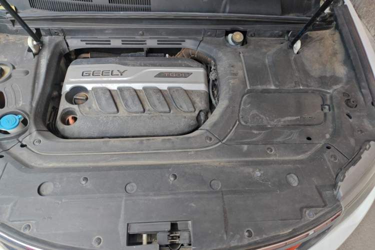Used Geely Auto Emgrand X7 Sport 2016 1.8TD Automatic ZhiZun Version Engine Bay