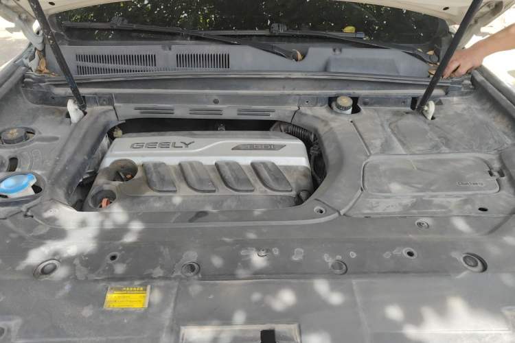 Used Geely Auto Emgrand X7 Sport 2016 1.8TD Automatic ZhiZun Version Engine Bay