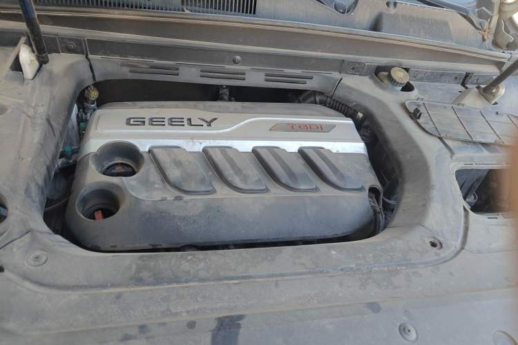 Used Geely Auto Emgrand X7 Sport 2016 1.8TD Automatic Smart Model Engine Bay