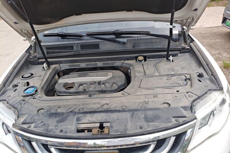 Used Geely Auto Emgrand X7 Sport 2016 2.0L Manual ZhiShang Version Engine Bay