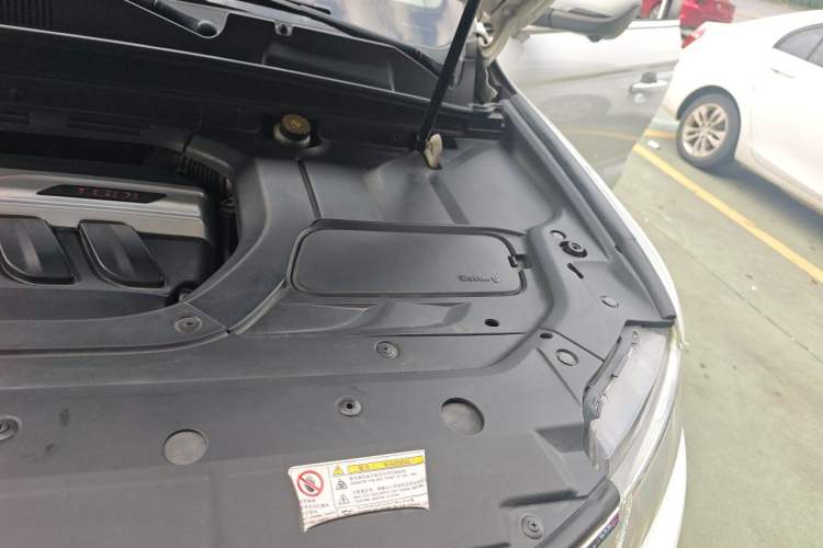 Used Geely Auto Emgrand X7 Sport 2016 1.8TD Automatic ZhiZun Version Engine Bay Left