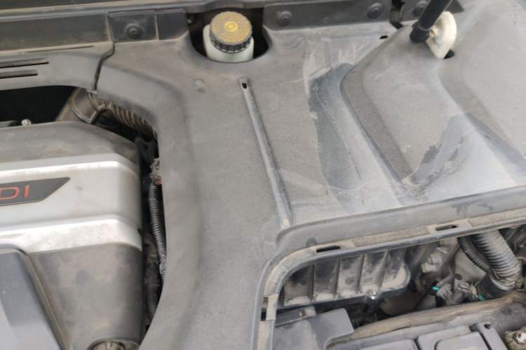Used Geely Auto Emgrand X7 Sport 2016 1.8TD Automatic Smart Model Engine Bay Left