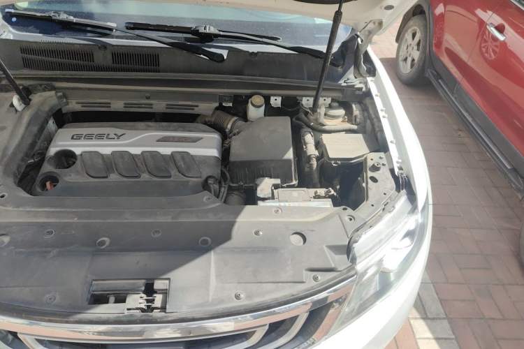 Used Geely Auto Emgrand X7 Sport 2016 1.8TD Automatic All-Wheel-Drive ZhiZun Edition Engine Bay Left