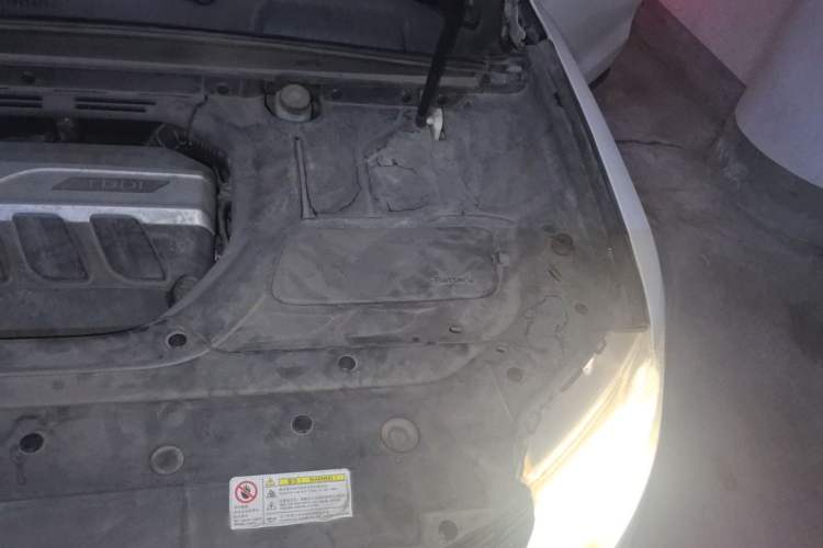 Used Geely Auto Emgrand X7 Sport 2016 1.8TD Automatic Smart Connectivity Version Engine Bay Left