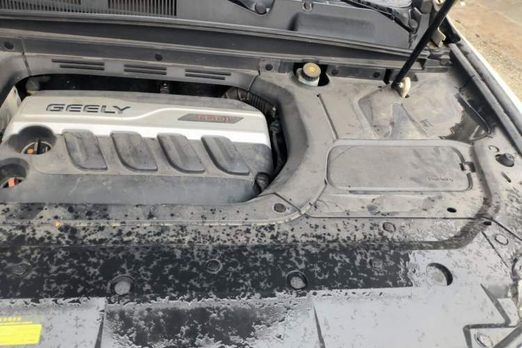 Used Geely Auto Emgrand X7 Sport 2016 1.8TD Automatic ZhiZun Version Engine Bay Left