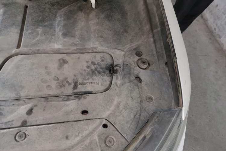 Used Geely Auto Emgrand X7 Sport 2016 1.8TD Automatic Smart Model Engine Bay Left