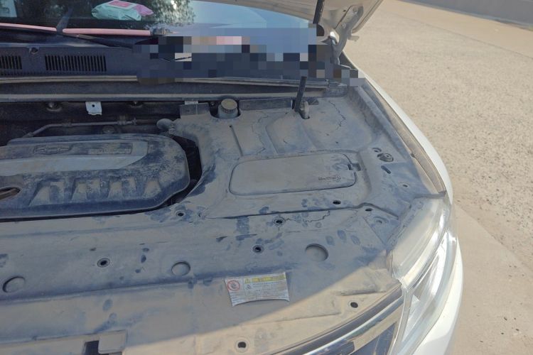Used Geely Auto Emgrand X7 Sport 2016 2.0L Manual ZhiShang Version Engine Bay Left