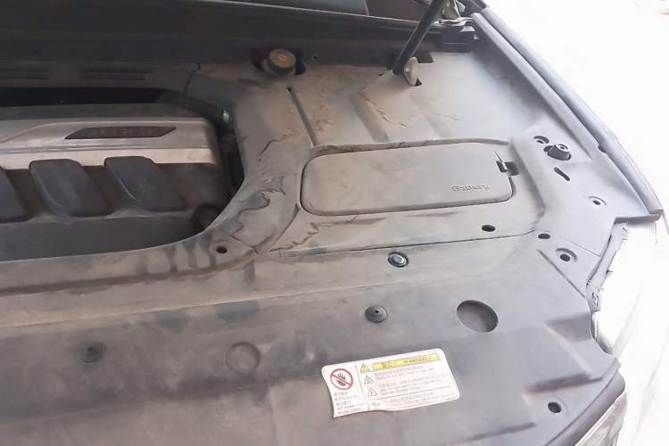 Used Geely Auto Emgrand X7 Sport 2016 1.8TD Automatic ZhiZun Version Engine Bay Left