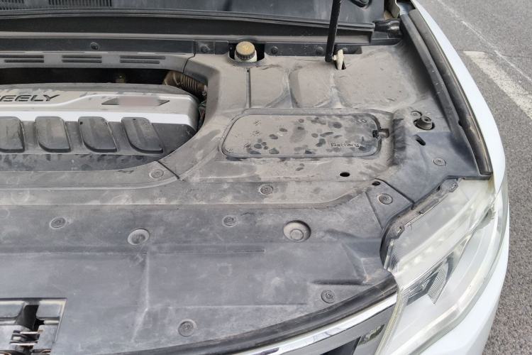 Used Geely Auto Emgrand X7 Sport 2016 1.8TD Automatic Smart Connectivity Version Engine Bay Left