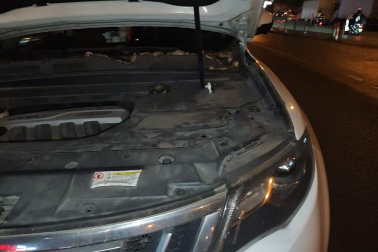 Used Geely Auto Emgrand X7 Sport 2016 1.8TD Automatic Smart Model Engine Bay Left