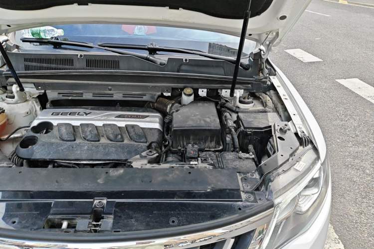 Used Geely Auto Emgrand X7 Sport 2016 1.8TD Automatic ZhiZun Version Engine Bay Left