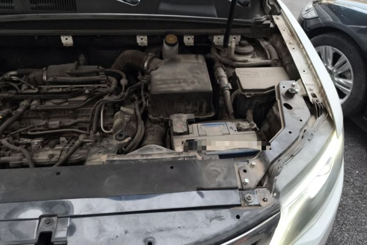 Used Geely Auto Emgrand X7 Sport 2016 1.8TD Automatic ZhiZun Version Engine Bay Left