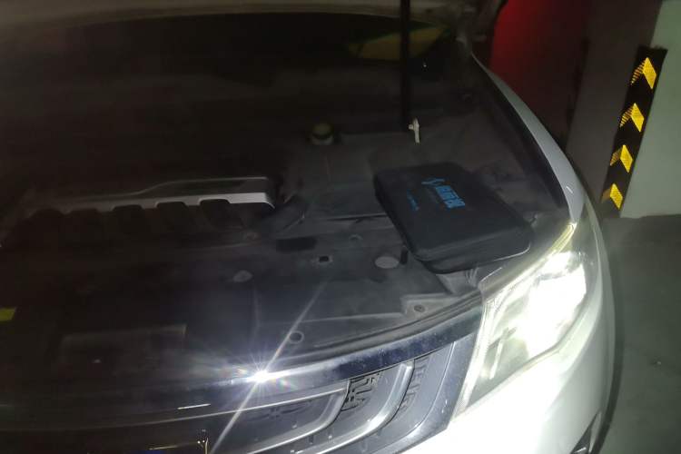 Used Geely Auto Emgrand X7 Sport 2016 1.8TD Automatic ZhiZun Version Engine Bay Left