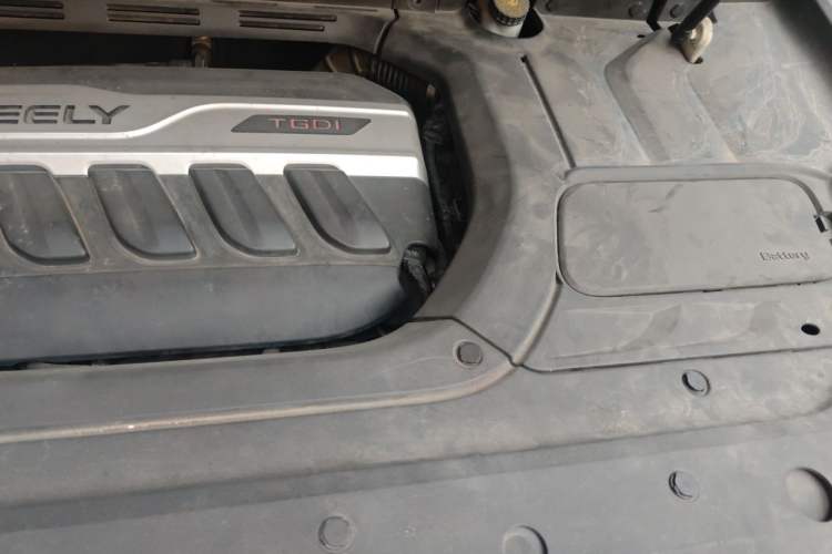 Used Geely Auto Emgrand X7 Sport 2016 1.8TD Automatic Smart Model Engine Bay Left