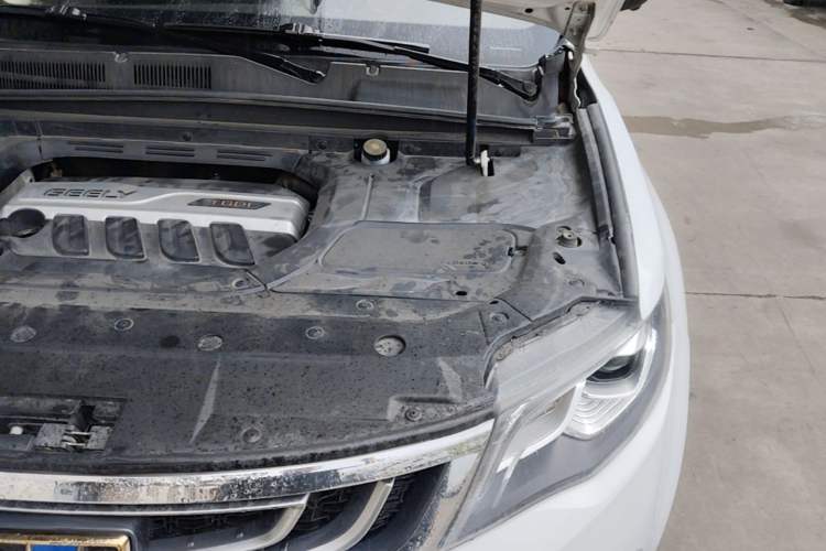 Used Geely Auto Emgrand X7 Sport 2016 1.8TD Automatic ZhiShang Model Engine Bay Left