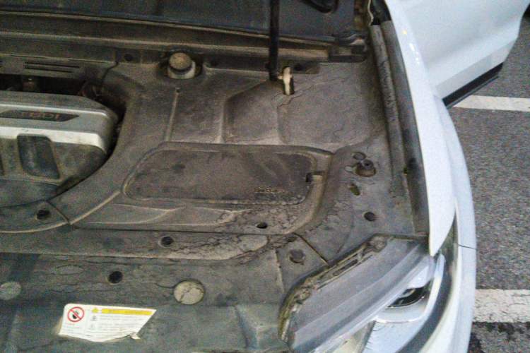 Used Geely Auto Emgrand X7 Sport 2016 1.8TD Automatic ZhiZun Version Engine Bay Left