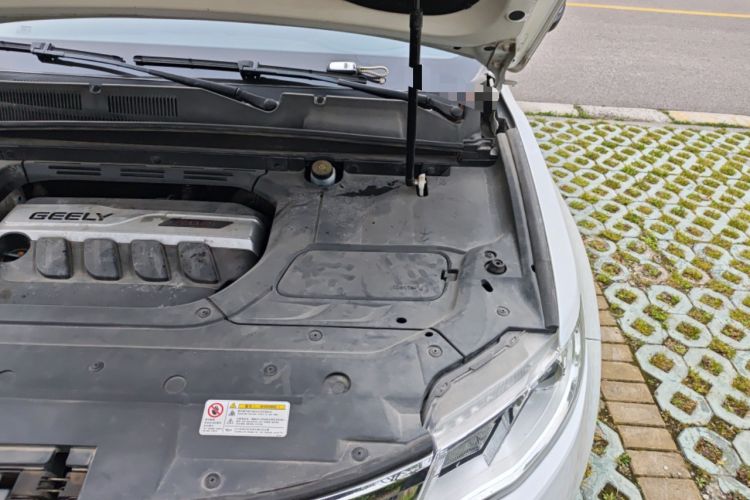 Used Geely Auto Emgrand X7 Sport 2016 1.8TD Automatic Smart Connectivity Version Engine Bay Left