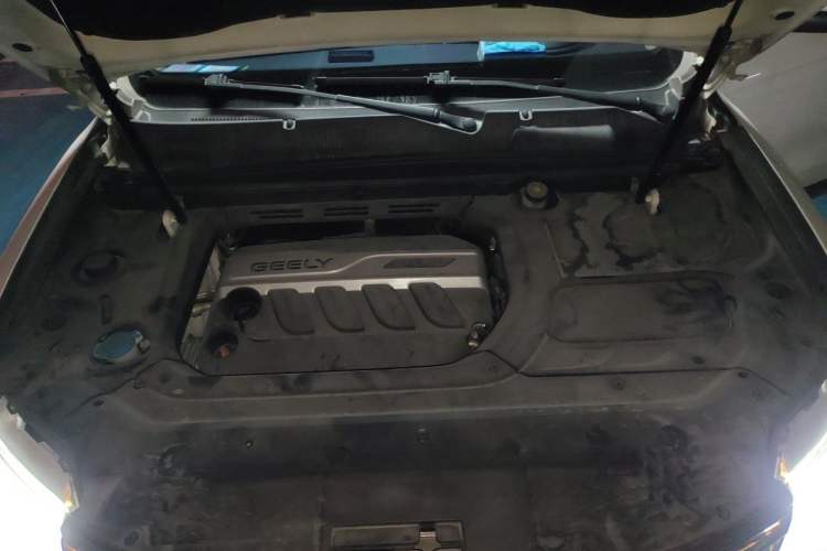 Used Geely Auto Emgrand X7 Sport 2016 1.8TD Automatic Smart Connectivity Version Engine Bay