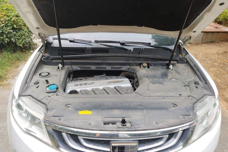 Used Geely Auto Emgrand X7 Sport 2016 1.8TD Automatic ZhiShang Model Engine Bay