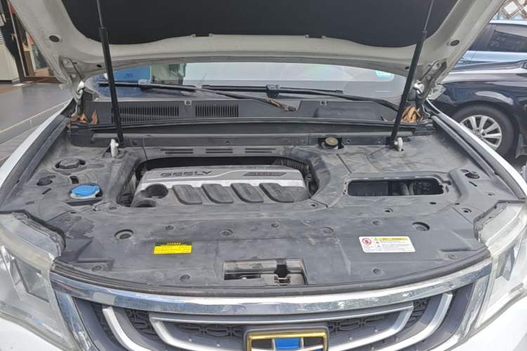 Used Geely Auto Emgrand X7 Sport 2016 1.8TD Automatic ZhiShang Model Engine Bay