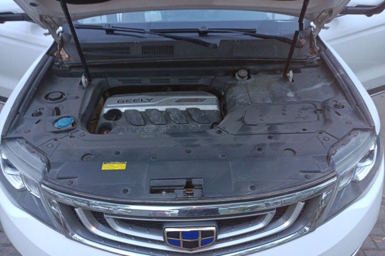 Used Geely Auto Emgrand X7 Sport 2016 1.8TD Automatic ZhiZun Version Engine Bay