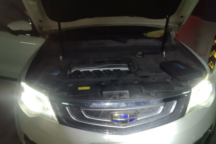 Used Geely Auto Emgrand X7 Sport 2016 1.8TD Automatic ZhiZun Version Engine Bay